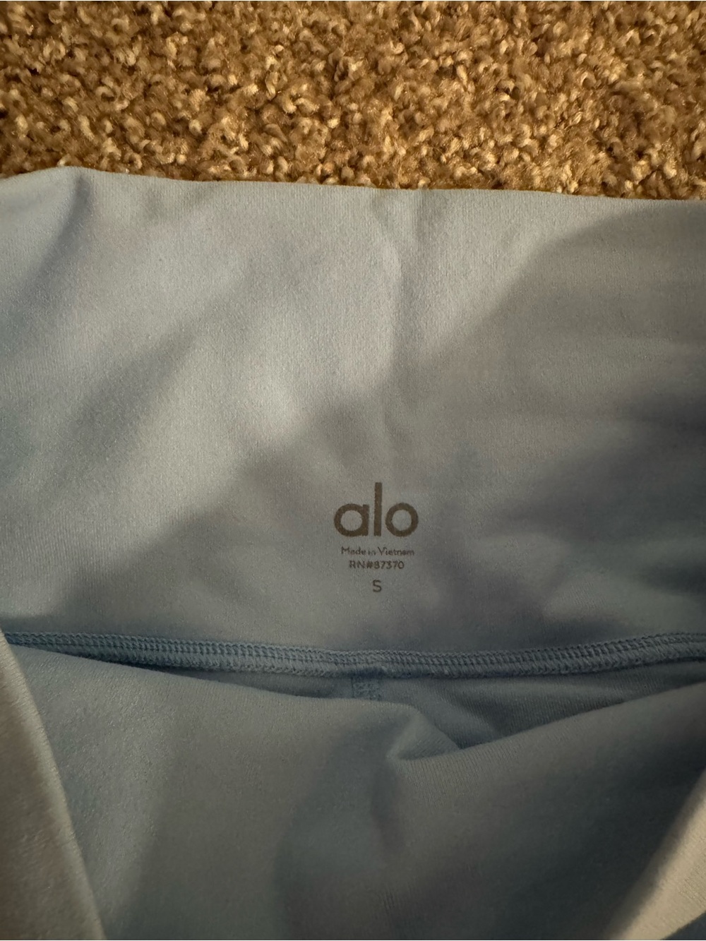 ALO Yoga Women's High-Rise Pale Blue Bike Shorts - Picture 3 of 3